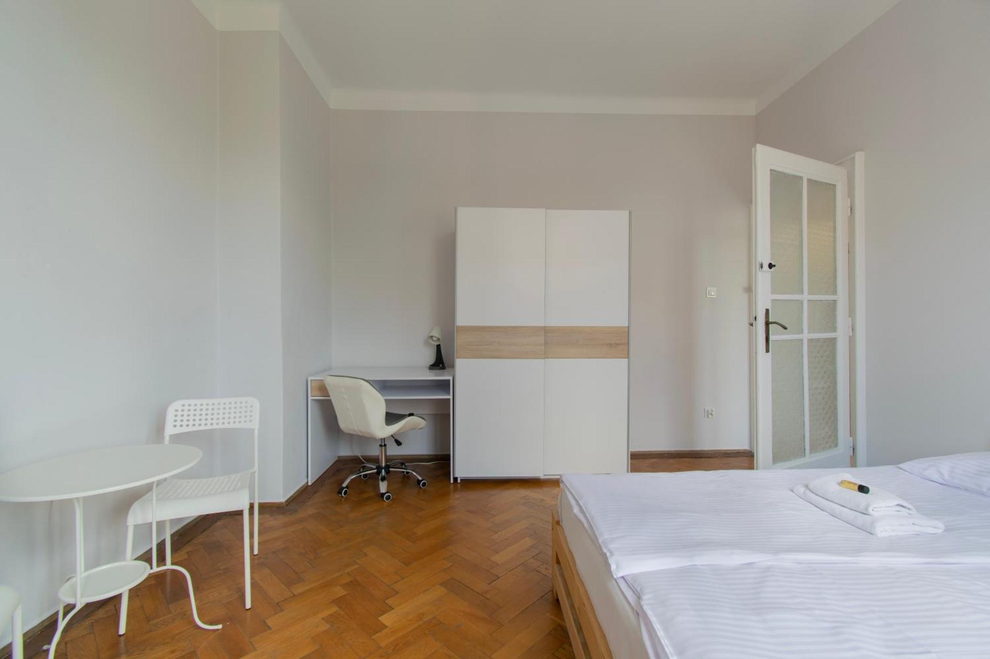 Retro Apartmentments Lobzowska Street Krasków Εξωτερικό φωτογραφία