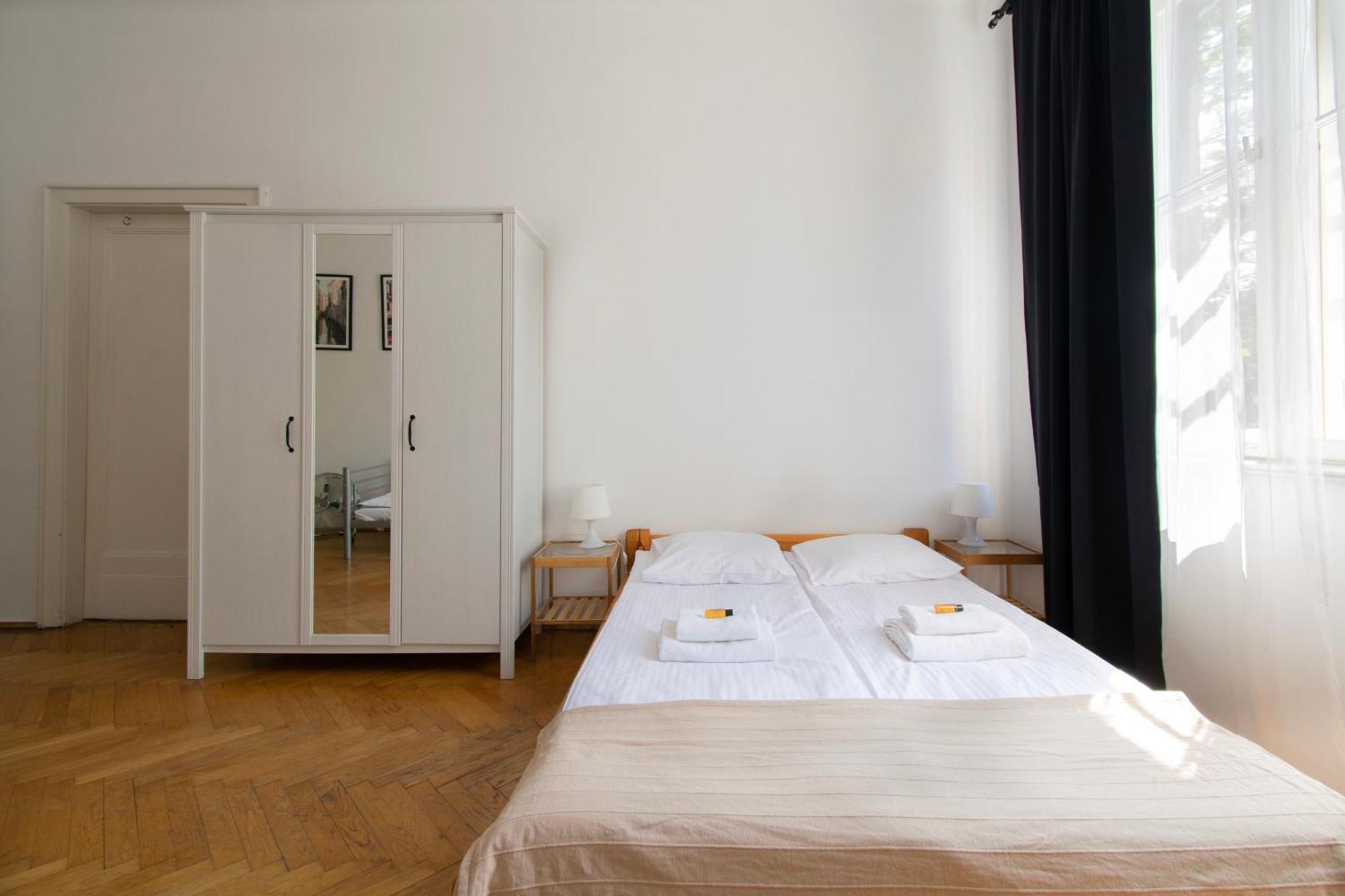 Retro Apartmentments Lobzowska Street Krasków Εξωτερικό φωτογραφία