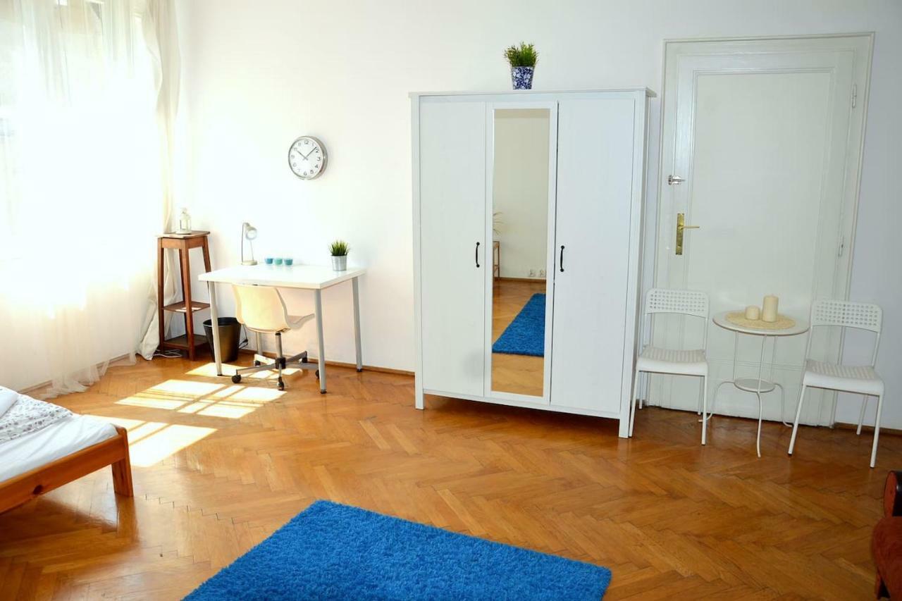 Retro Apartmentments Lobzowska Street Krasków Εξωτερικό φωτογραφία